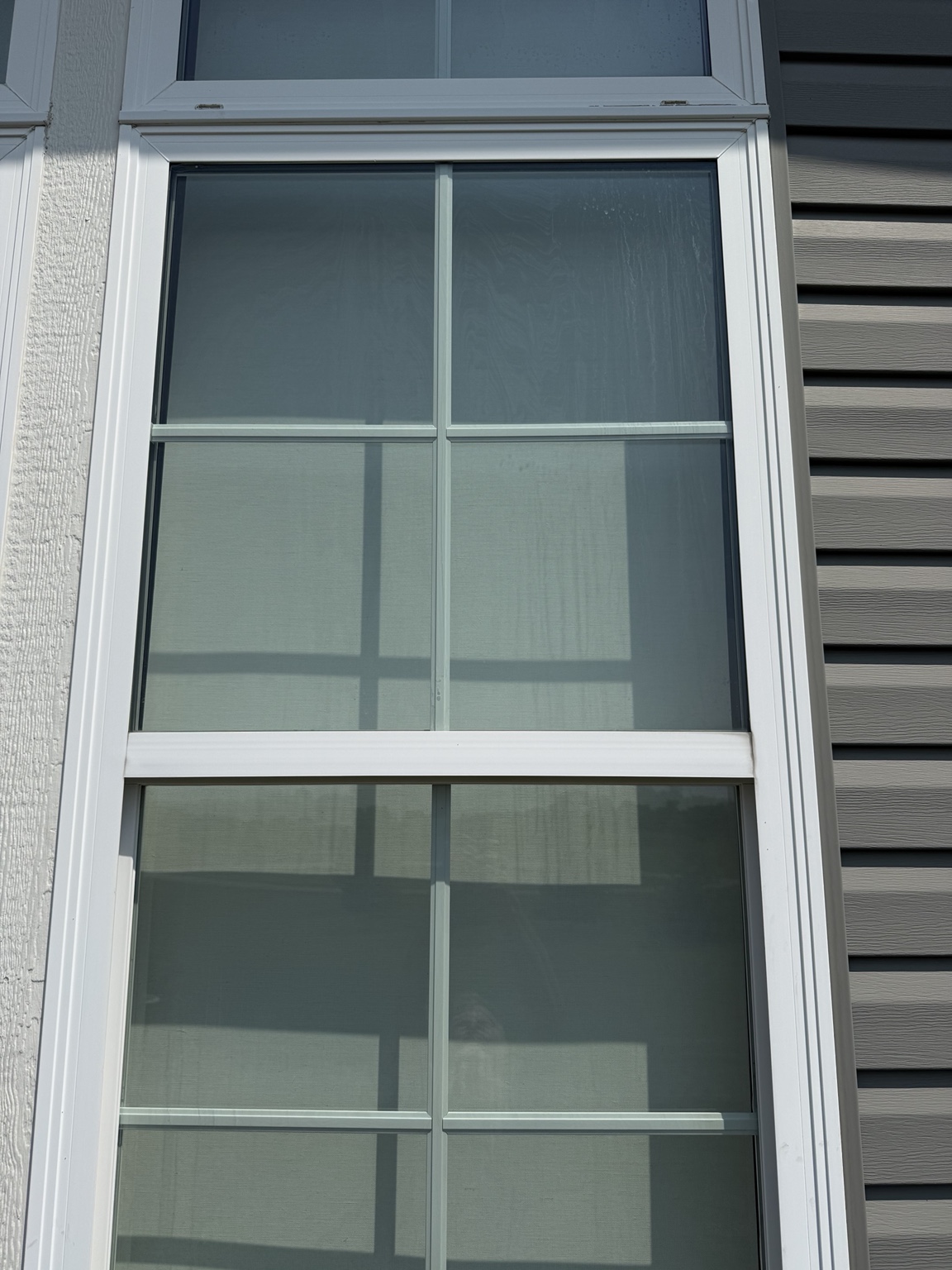 Clean exterior window after pure-water cleaning